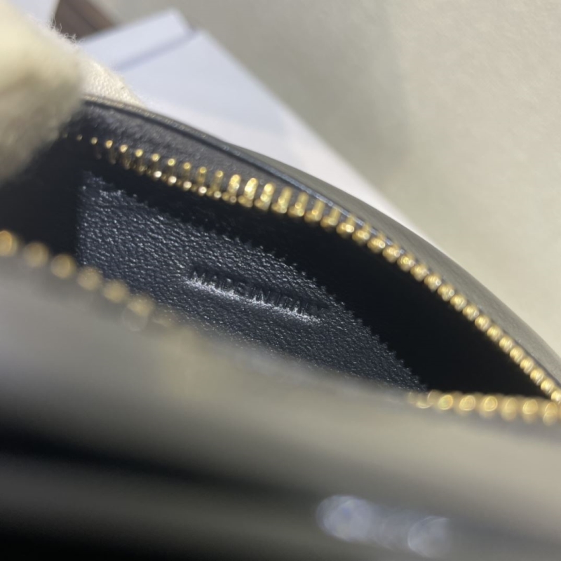 Ce1i*e triomphe bags